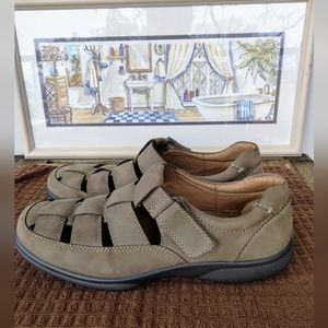 Men's Hotter "Mersey" Leather Hook And Loop Fisherman Sandals. Size 11. Near New